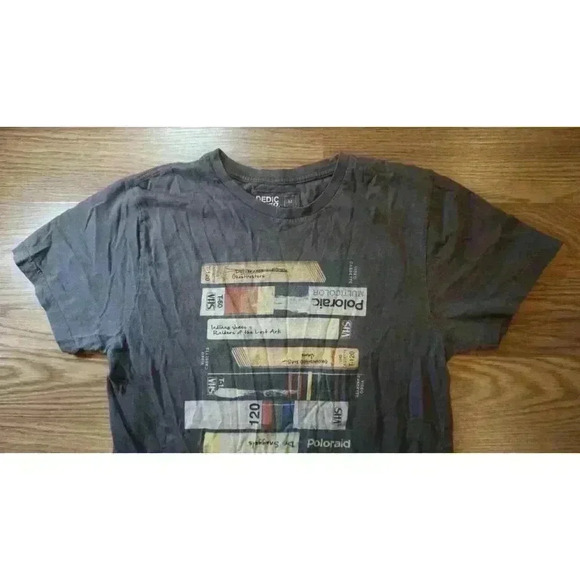 Embrace by Dedicated T-shirt Stockholm Polaroid Video VHS Retro Crew Neck, M - Picture 6 of 16